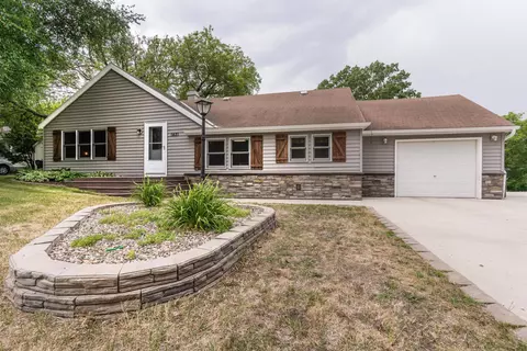 1421 Terrace Dr, Fergus Falls, MN 56537