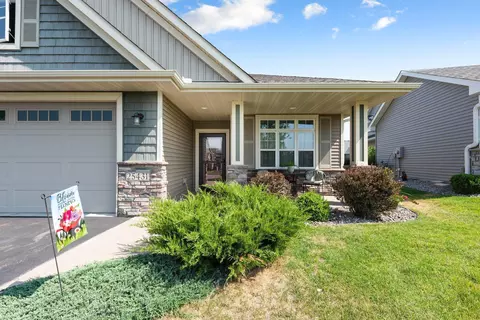 25431 Heims Lake Cir, Wyoming, MN 55092
