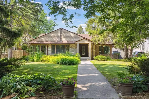 1389 Summit Ave, Saint Paul, MN 55105
