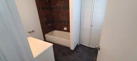 1010 12th Ave SW, Austin, MN 55912 photo 3