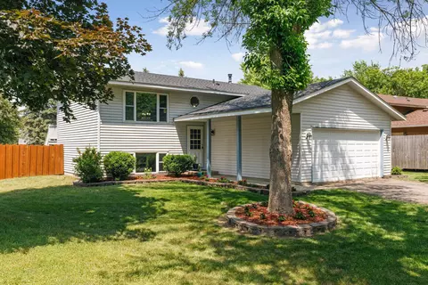 4646 W 131st St, Savage, MN 55378