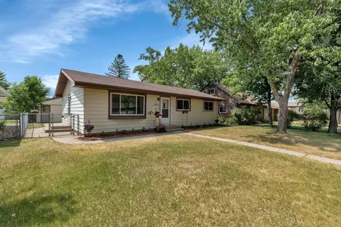 1133 27th Ave N, Saint Cloud, MN 56303