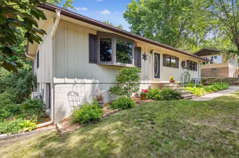 2657 Maryland Ave E, Maplewood, MN 55119