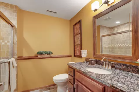 527 Red Pine Ln, Eagan, MN 55123 photo 29