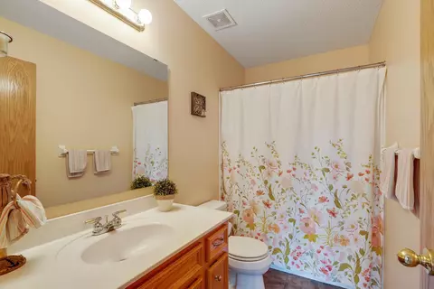 527 Red Pine Ln, Eagan, MN 55123 photo 24
