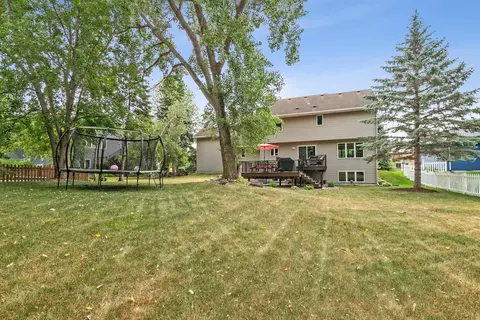 527 Red Pine Ln, Eagan, MN 55123 photo 37