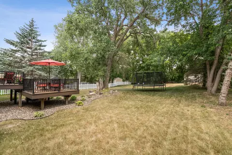 527 Red Pine Ln, Eagan, MN 55123 photo 36