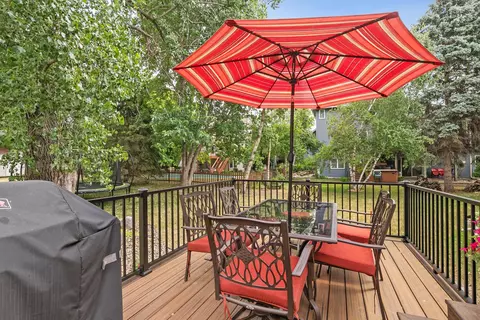 527 Red Pine Ln, Eagan, MN 55123 photo 33