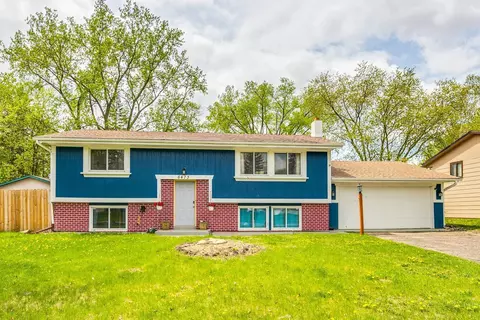 6473 Edgewood Ave N, Brooklyn Park, MN 55428