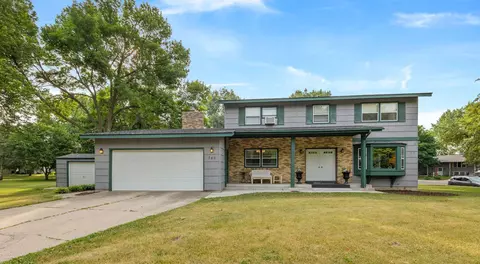 749 Lee Ave SE, Cokato, MN 55321