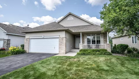 3813 Crossridge Way, Rosemount, MN 55068