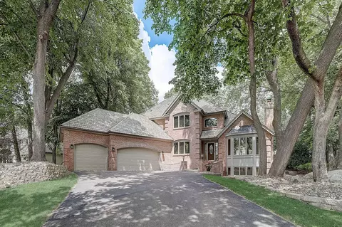 11448 Welters Way, Eden Prairie, MN 55347