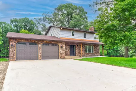 4611 139th Ln NE, Ham Lake, MN 55304