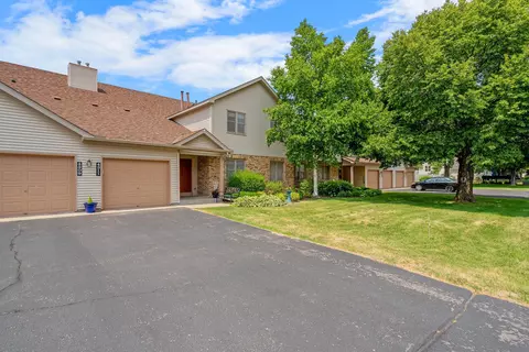 4311 Oakmede Ln #21D, White Bear Township, MN 55110