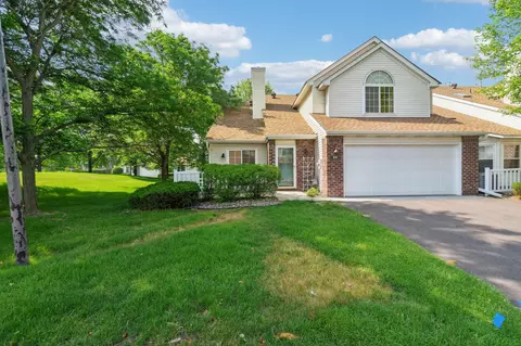 521 Queens Gate, New Brighton, MN 55112