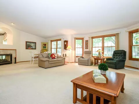 3486 Trails End Rd, Eagan, MN 55123 photo 12