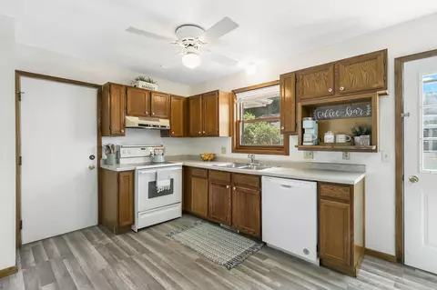 310 Wilson Ave, Faribault, MN 55021 photo 9