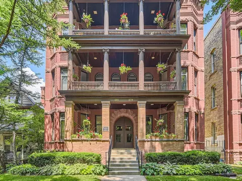 479 Laurel Ave #4W, Saint Paul, MN 55102