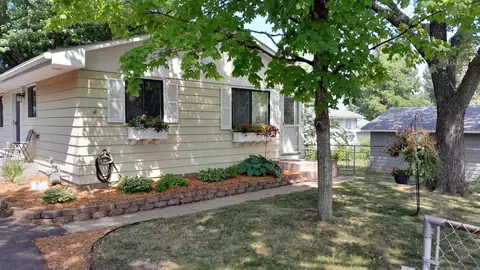 2115 3rd St N, North Saint Paul, MN 55109
