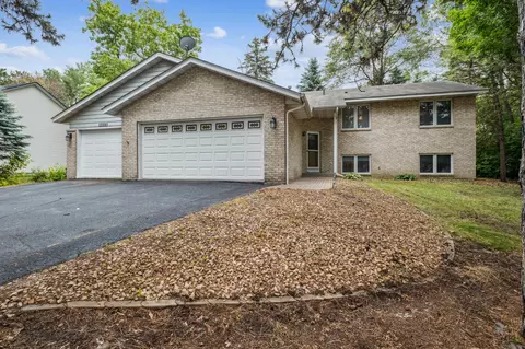 15990 Garden View Dr, Apple Valley, MN 55124