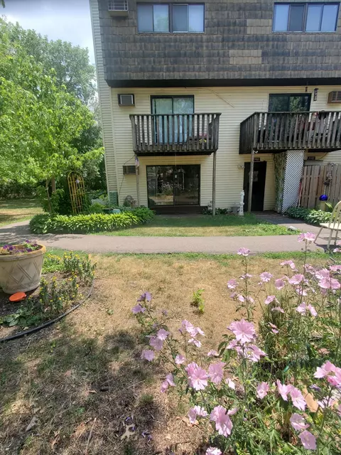 7190 72nd Ln N, Brooklyn Park, MN 55428