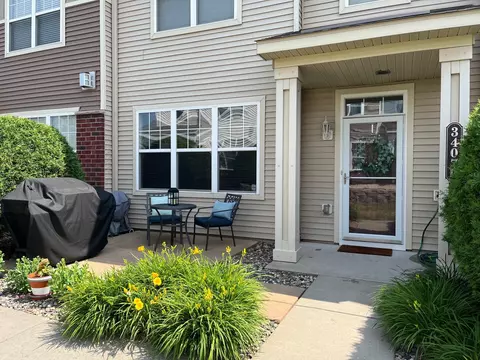 3407 Hazel Trl #E, Woodbury, MN 55129