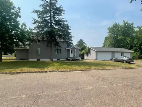 1220 Rosewood St, Brainerd, MN 56401