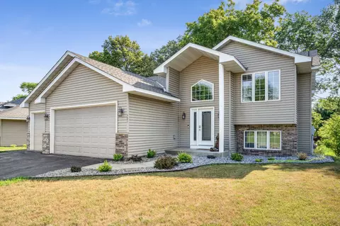 721 Morrison Ave S, Annandale, MN 55302