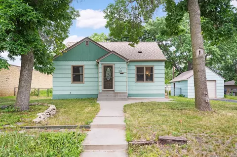 6606 France Ave N, Brooklyn Center, MN 55429