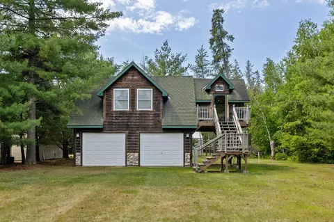 13989 Headquarters Dr, Crosslake, MN 56442
