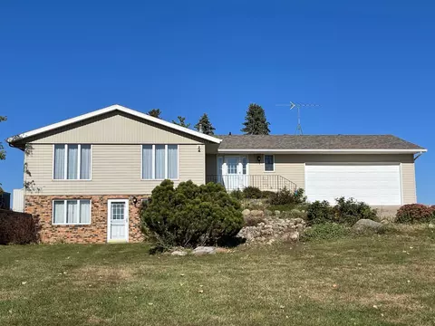 34414 270th St, Worthington, MN 56187