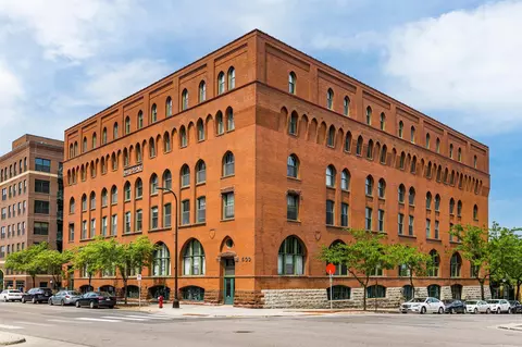 400 N 1st St #210, Minneapolis, MN 55401