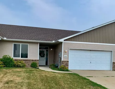 644 4th Circle Dr SE, Lonsdale, MN 55046