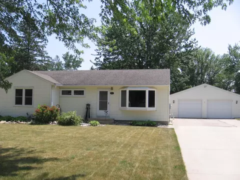 2407 15th Ave SW, Austin, MN 55912