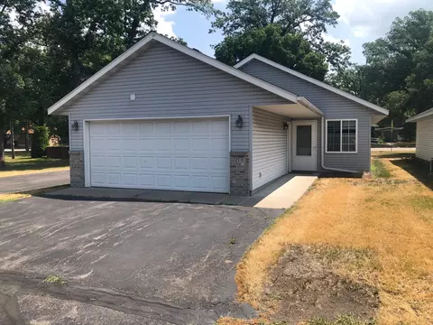 218 Moose Horn Dr, Waite Park, MN 56387