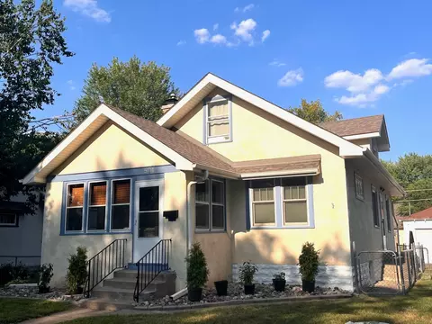 514 Brimhall St, Saint Paul, MN 55116