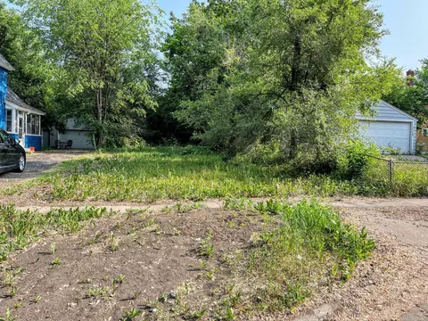 475 Beaumont St, Saint Paul, MN 55130