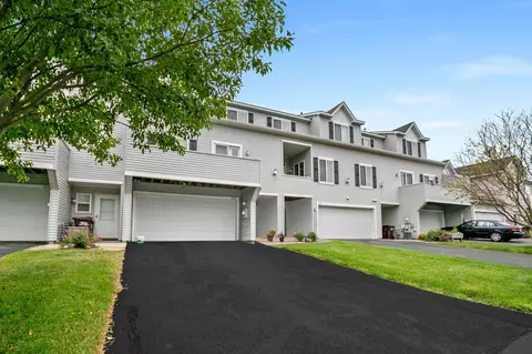 6802 Meadow Grass Ln S, Cottage Grove, MN 55016