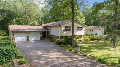 19430 Orwell Ct N, Marine On Saint Croix, MN 55047