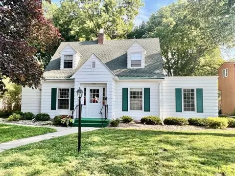 715 E 4th St, Redwood Falls, MN 56283
