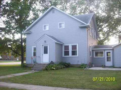 411 Dieckman St NE, Titonka, IA 50480