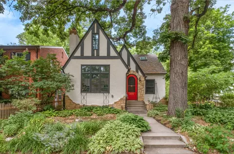 300 Seymour Pl SE, Minneapolis, MN 55414