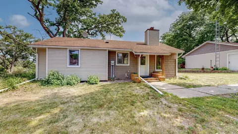 410 1st Pl SW, Oronoco, MN 55960