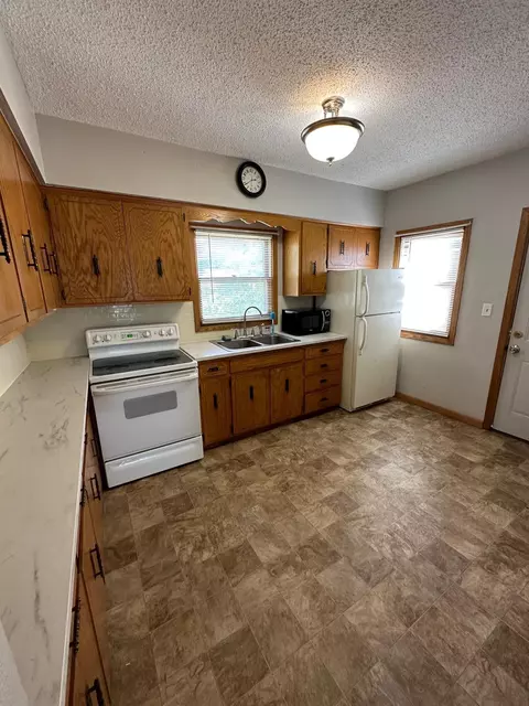 1818 7th St S, Saint Cloud, MN 56301 photo 4