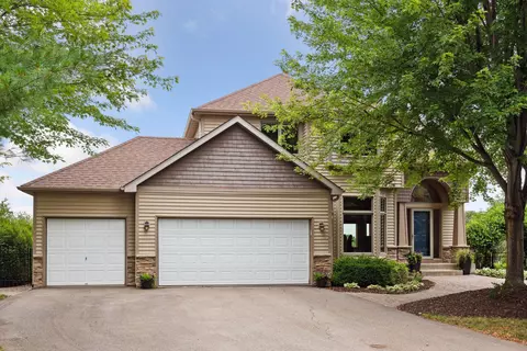 1742 Park Point Rd, Waconia, MN 55387