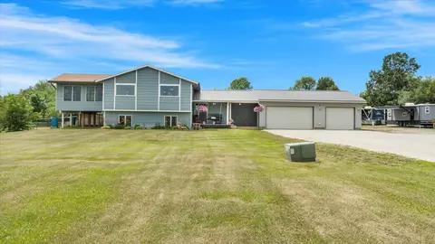 18263 90th Ave, Milaca, MN 56353