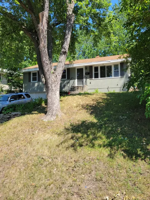 1326 Jessie St, Saint Paul, MN 55130