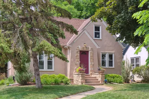 3000 Arthur St NE, Minneapolis, MN 55418