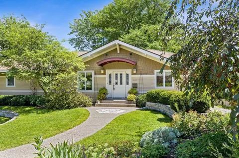 6201 Wilryan Ave, Edina, MN 55436