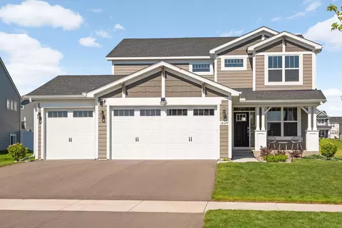 18377 Grasshopper Dr, Lakeville, MN 55044